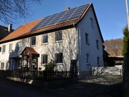 Doppelhaushälfte mit PV-Anlage und Carport in Warburg-Herlinghausen - Warburg (Hansestadt)