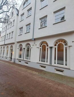 SOLLER - IMMOBILIEN 2 Zimmer-Wohnung in zentraler Lage in gepflegtem Mehrfamilienhaus in der Fußgängerzone (BEACHTEN SIE DIE VORAUSETZUNGEN) - Bremen