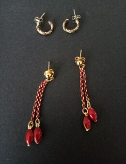 2 paar Ohrringe / Ohrstecker - Essen