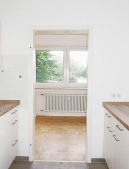 HELLE UND RENOVIERTE 3-ZIMMERWOHNUNG IN AB-LEIDER *** MIT EINBAUKÜCHE UND BALKON!!! - Aschaffenburg