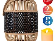 näve LED Dekolicht Korbinian, Tageslichtsensor, LED fest integriert, Warmweiß, Rattankorb natur/schwarz mit Griff inkl. Solarkerze mit Flammeneffekt