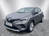 Renault Captur, EVOLUTION TCe 140, Jahr 2023 - Bornhöved