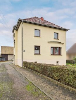 Markranstädt OT Seebenisch - charmantes Einfamilienhaus mit außergewöhnlich großem Grundstück - Markranstädt