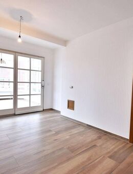 Großzügige Wohnung mit Wintergarten und Garage in Damme - Damme