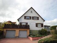 Vielseitiges Zweifamilienhaus mit ausgebautem Dachgeschoss und Gartenidylle in Donaueschingen - Allmendshofen! - Donaueschingen