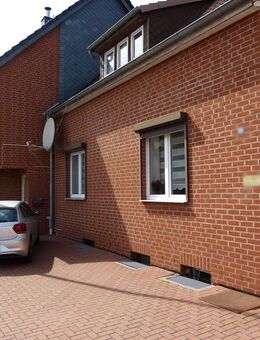 Kapitalanlage: 3-Familienhaus mit solider Rendite - Ilsede