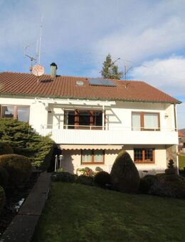Gepflegtes freistehendes Einfamilienhaus mit schönem Garten in Albstadt-Ebingen - Albstadt