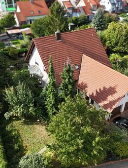 GLOBAL INVEST | Großzügiges Zweifamilienhaus mit 220m² Wohnfläche und 1.000m² großem Gartengrundstück - Kirchardt
