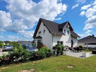 Freistehendes Einfamilienhaus mit Einbauküche, Garten, in bevorzugter Wohnlage von Mayen Hausen - Mayen