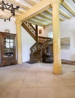 Historisches Herrenhaus mit Burgcharakter - Heroldsbach