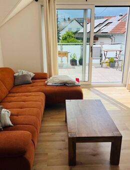 Willkommen in Ihrer großzügigen Wohnung mit Neubaucharakter - Herrenberg