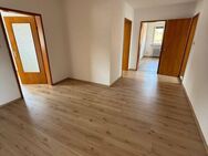 4 Zimmer DG Wohnung mit Balkon in Rosdorf - Rosdorf (Niedersachsen)