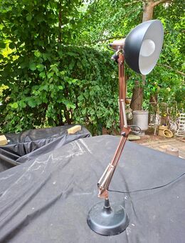 Stehlampe aus Metall - Michendorf