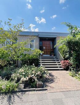 Besonderer Winkelbungalow - großzügig Wohnen und flexibel Arbeiten - Hamm