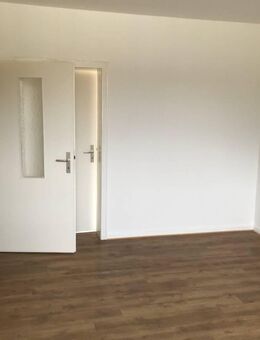 Schöne 2-Zimmer Wohnung mit neuen Bodenbelägen zu vermieten - Bad Hersfeld