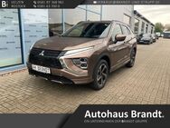 Mitsubishi Eclipse, Cross Plus Select Hybrid digitales, Jahr 2022 - Rostock