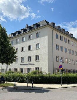 großzügige 3-Raum-Wohnung mit Einbauküche, Balkon - Chemnitz