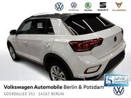 VW T-Roc, 1.5 TSI Style, Jahr 2022 - Berlin