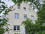 3 Zimmer Wohnung mit Gartenanteil und Balkon - Nürnberg