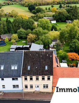 Familienidyll mit 6 Zi., ca. 152 m² Wfl., 2348m² Grdst, Nebengelass & Garagen in Tessin! - Tessin