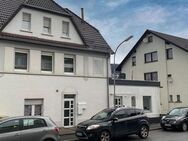 Mehrfamilienhaus mit 5 Garagen und Stellplatz - Werdohl