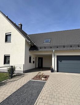 Stilvolles Einfamilienhaus mit modernem Flair und ruhiger Lage - Bechhofen (Bayern)