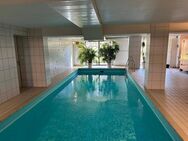 Helle 4-Zimmer-Wohnung mit zwei Balkonen, Wellnessbereich und viel Platz in ruhiger Lage - Zirndorf