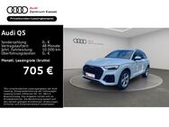 Audi Q5, 50 TFSI e qu S line °, Jahr 2024 - Kassel