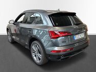 Audi Q5, S line S line 40TFSI quattro A, Jahr 2024 - Mölln (Schleswig-Holstein)