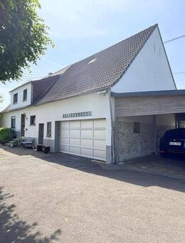 Ruhig gelegenes und urgemütliches Bauernhaus (zwei Wohnungen möglich) mit Scheune in Kaden - Kaden