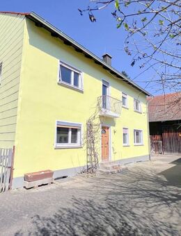 1.200 m² Grund! Platz für Ideen, Raum für Familie - Einfamilienhaus mit Scheune in Schwabach! - Schwabach