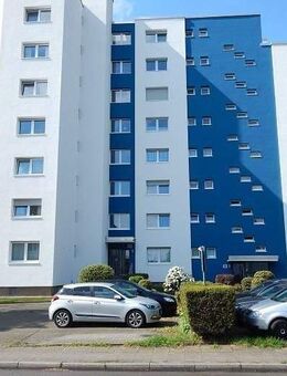 Frisch saniert! schöne 2-Zi.-Wohnung mit Dusche und Balkon - Bochum