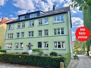 HORN IMMOBILIEN++ Neubrandenburg, 4-Raum Dachgeschosswohnung mit großer Dachterrasse, Kamin und 2 Stellplätzen - Neubrandenburg