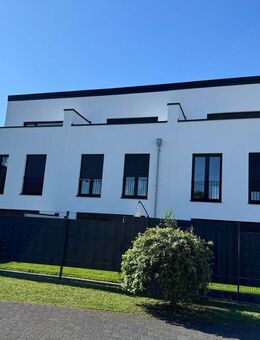 Hangelar - Modernes Neubau-Reiheneckhaus Energieklasse A+ mit Garten und Stellplatz - Sankt Augustin