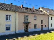 Ein-/ Zweifamilienhaus mit Potential in schöner Lage - Menningen