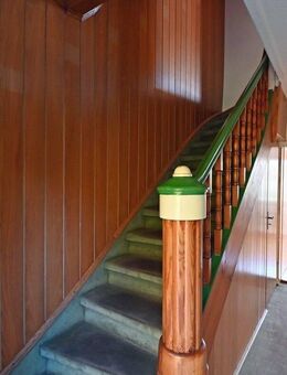 Charme trifft Saarn! Einseitig angebauter Altbau-Schatz auf tollem Grundstück - Mülheim (Ruhr)