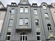 Dachgeschosswohnung mit großzügiger Wohnfläche in Duisburg - Marxloh - Duisburg