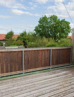 ***Heike Borchers Immobilien***Freundliche Terrassenwohnung mit viel Tageslicht***1. Obergeschoss*** - Hohenbrunn