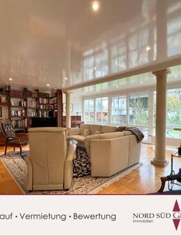 2-Familien Architekten-Wohnhaus. Ca. 339 m² Wohnfläche. Doppelgarage. Grundstück 1.029 m². - Bühl