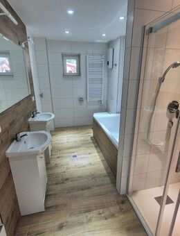 Erstbezug nach Sanierung! Geräumige 3-Z.-Wohnung mit Fußbodenheizung, Terrasse und Gäste WC! - Neubukow