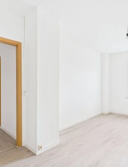 Frisch renovierte 2-Raumwohnung auf der Westseite des Cospudener Sees - Leipzig