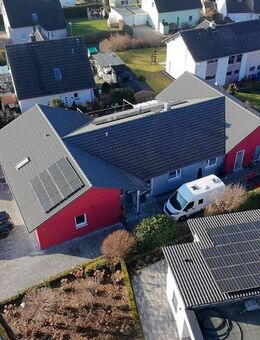 Ein außergewöhnliches Wohnkonzept - klar, hochwertig, auf einer Ebene - Himmelkron