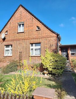 gepflegtes Anwesen in ländlich geprägter Lage (Mecklenburg/Prignitz), 19357 Karstädt / OT Groß Warnow - Karstädt (Brandenburg)