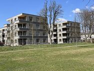 Helle 2 Zimmer Wohnung mit großer Loggia am Sheridanpark - Augsburg