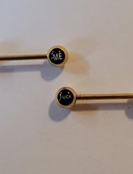 Brustwarzen Piercing " Fu.K - Me." Sexy 2er Set Farbe Gold - Uchte