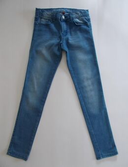 Jeans für Mädchen der Marke Staccato Girl Blau Stone Wash Gr. 152 zu verkaufen. - Bielefeld