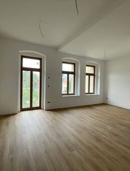 Altbaugold: Denkmalgeschützte Eleganz mit Balkon & Charme - Görlitz
