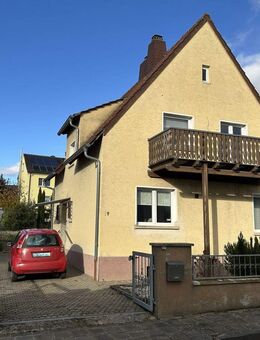 Renovierungsbedürftiges Einfamilienhaus mit Nebengebäude in Obrigheim (Pfalz) - Obrigheim (Pfalz)