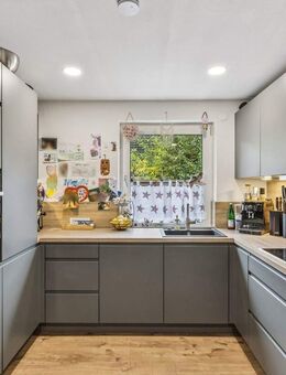 Der Traum vom Eigenheim - erschwinglich, teilsaniert und ruhig gelegen! - Schenefeld (Landkreis Pinneberg)