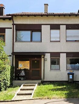 Gemütliche 2-Zimmer-Wohnung im Dachgeschoss - ruhig & hell - Bodelshausen